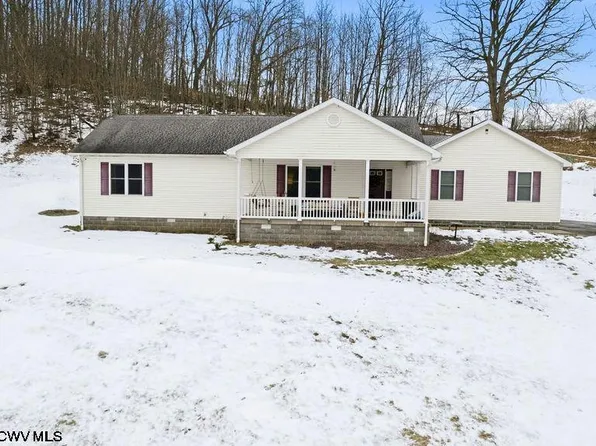 149 Glady Creek Rd, Fairmont, WV 26554