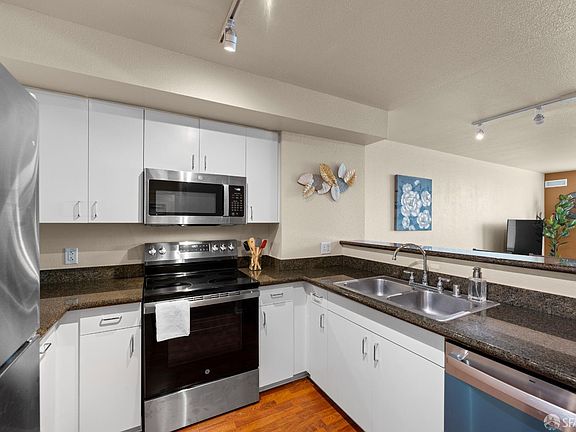 2nd image of 8200 Oceanview Ter APT 314