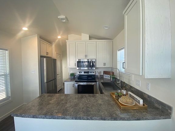 4th image of 14010 S Amado Blvd #212
