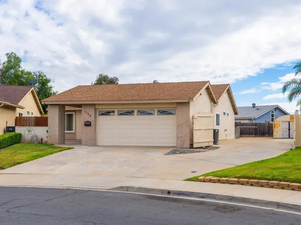 1549 Robbiejean Pl, El Cajon, CA 92019