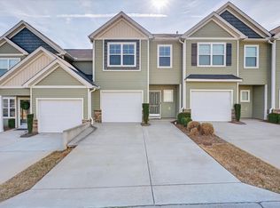 706 Elmbrook Dr, Simpsonville, SC 29681