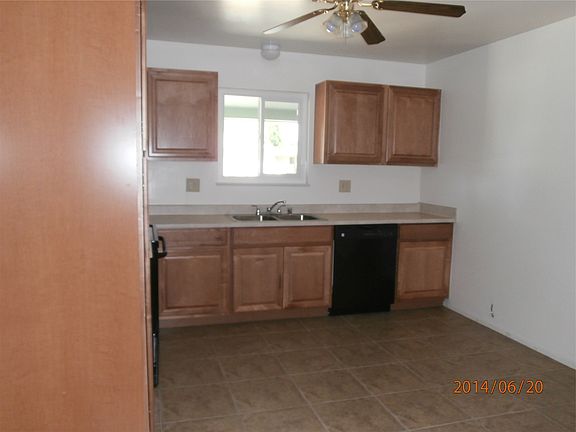 Large, Modern Kitchen