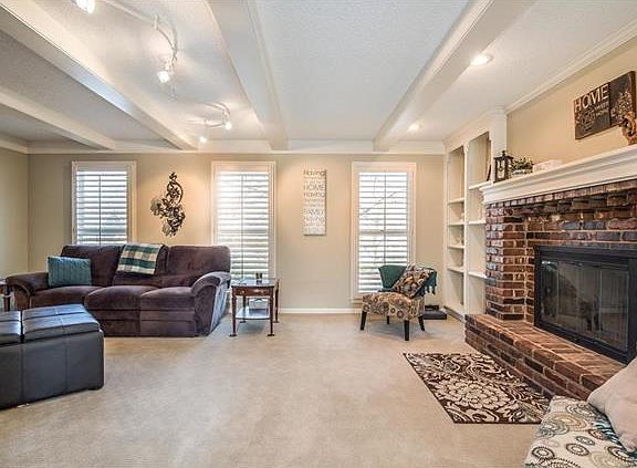 5th image of 6605 N London Dr