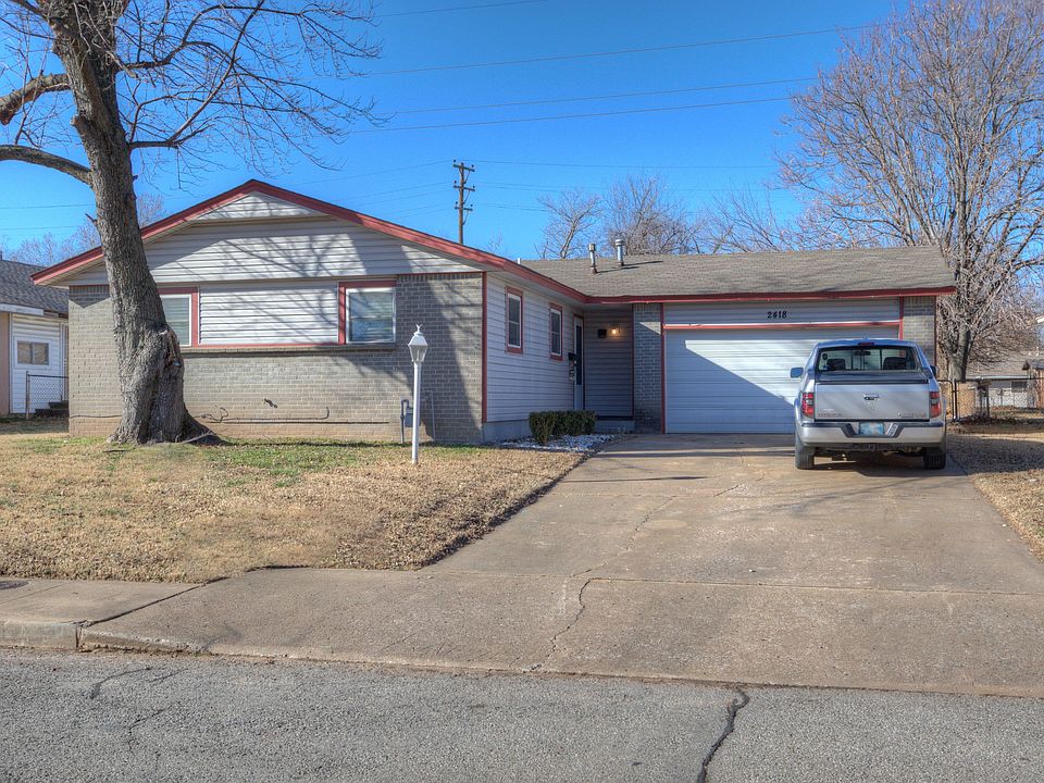 1st image of 2418 S Nogales Ave