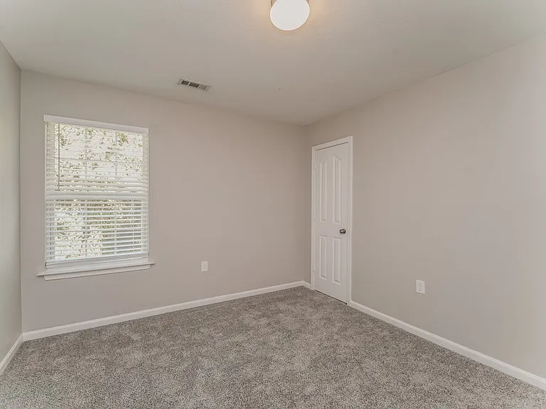 6221 Summerour Pl — Photo 15