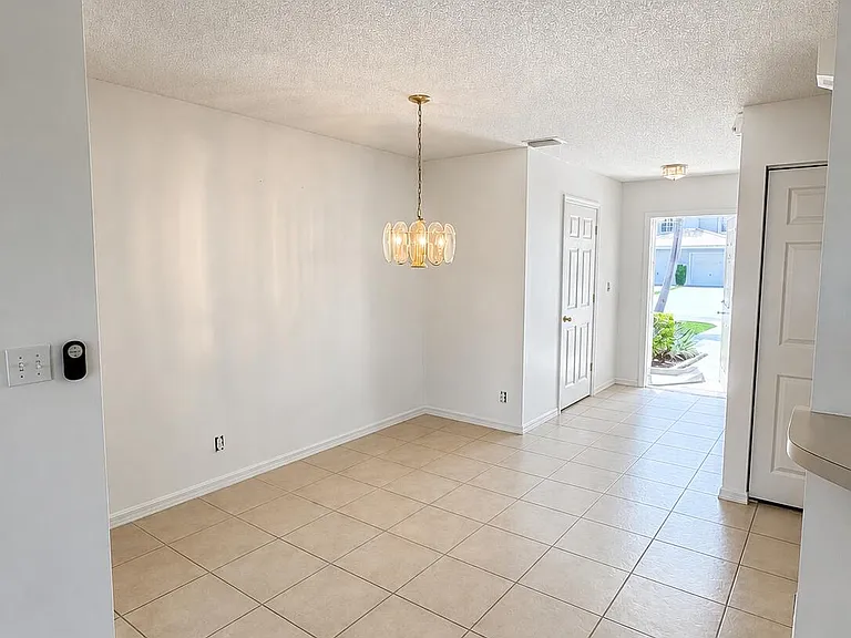 111 Fox Meadow Run — Photo 13