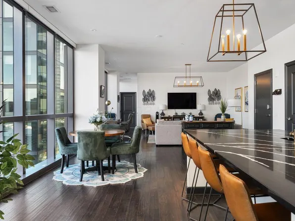 250 Spring St APT 613, Columbus, OH 43215