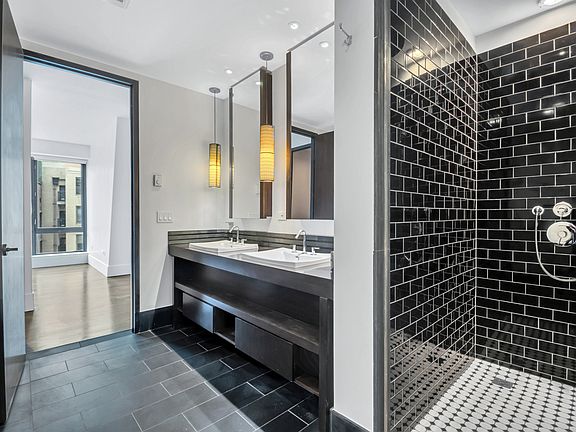 5th image of 40 Broad St #25A