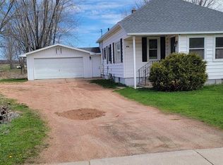 416 Main St, Junction City, WI 54443