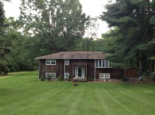 27 Sand Hill Rd, Flemington, NJ 08822