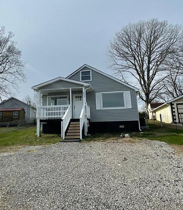 1st image of 5005 Woodglen Dr
