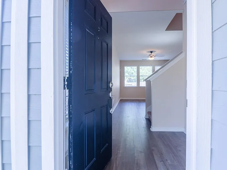 6303 Veranda Green Trl — Photo 3