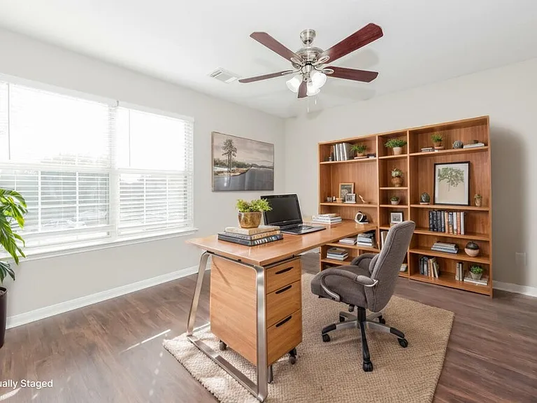 3330 Legends Mill Dr — Photo 17