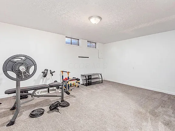8651 Wilmette Ct — Photo 4