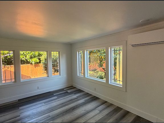 5th image of 8231 S 132nd St #A
