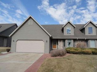 923 E Loos St, Hartford, WI 53027