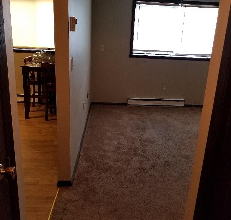 2nd image of 612 Kennedy Rd APT 3