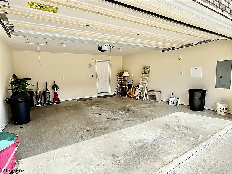 2213 Packard Ct — Photo 8