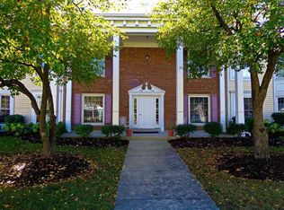 1126 Spring Garden Cir, Naperville, IL 60563