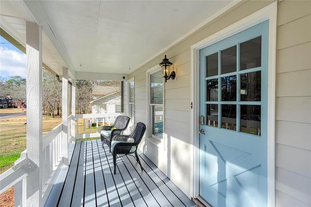 3 bed, 2.5 bath, 1664 sqft, $4,650 — Photo 3