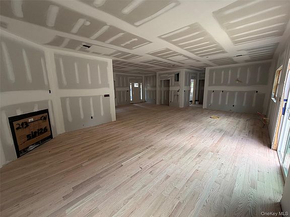 5th image of 213 Tuckers Corners Road