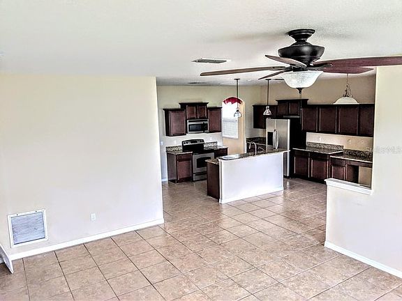 3rd image of 2524 Carrickton Cir