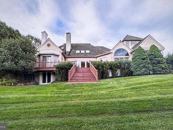 4th image of 2220 Bodine Rd