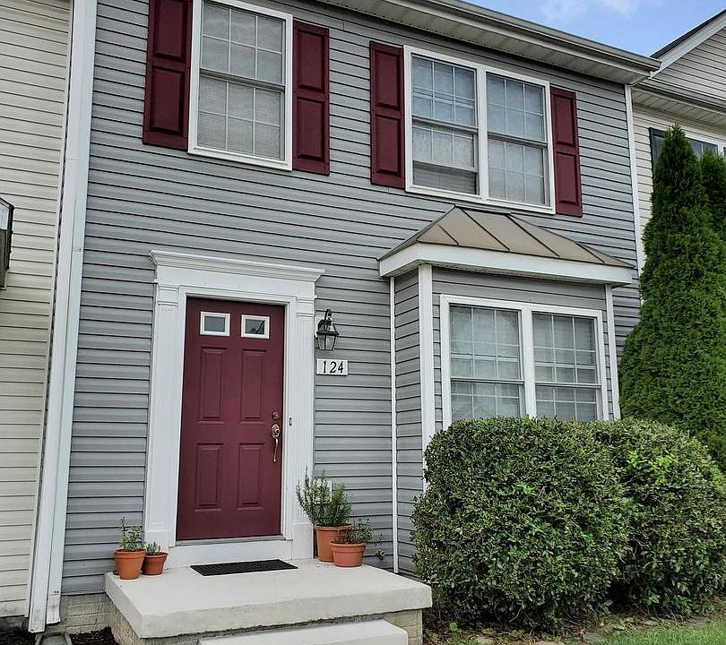 1st image of 124 Seabreeze Ln