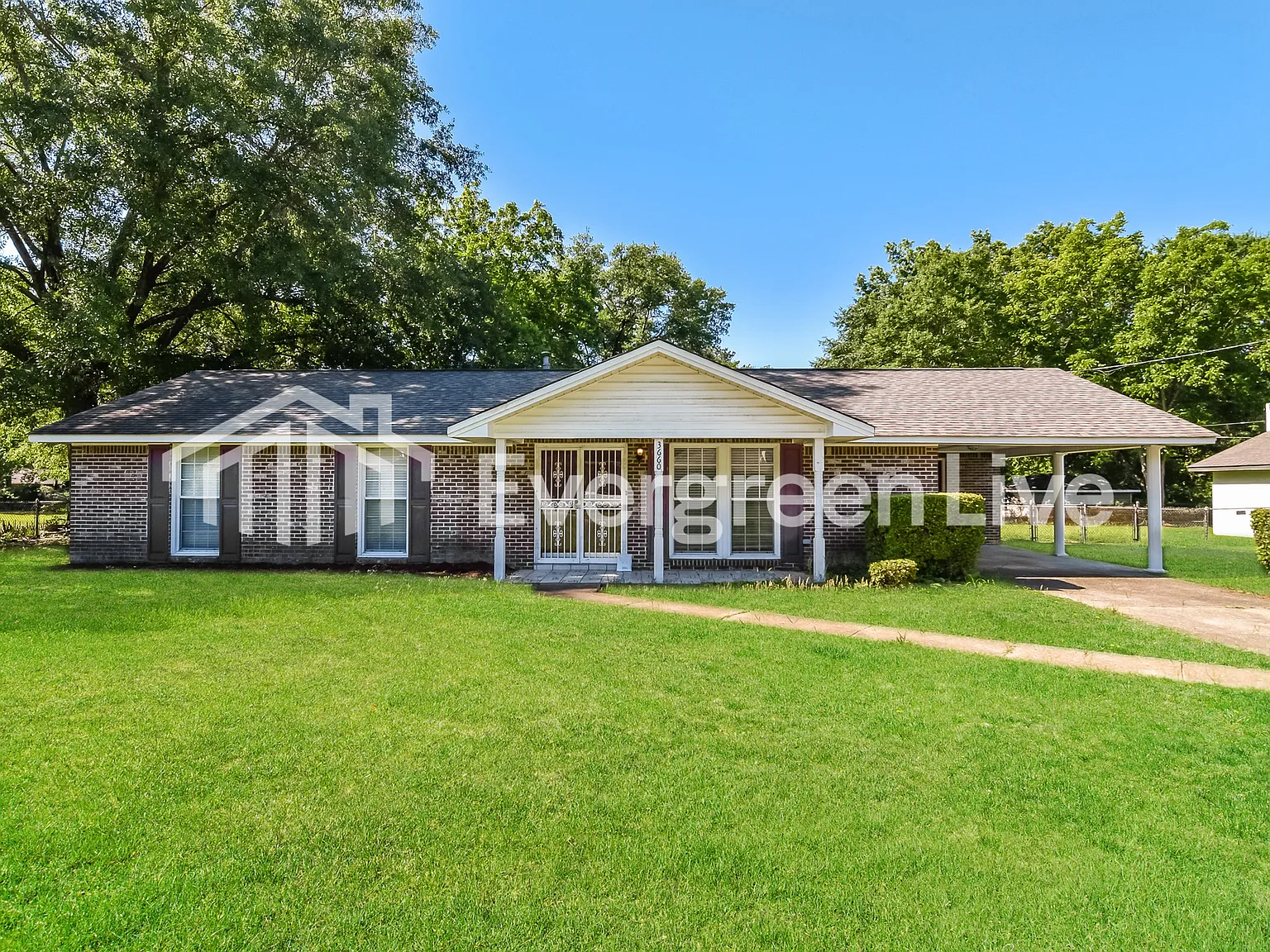 3 bed, 2.0 bath, 1398 sqft, $1,245 — Photo 3