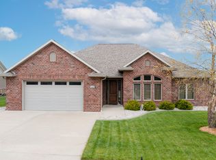 1404 Stablestone Ln, Columbia, MO 65201