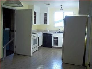 3rd image of 773 Palm Ave