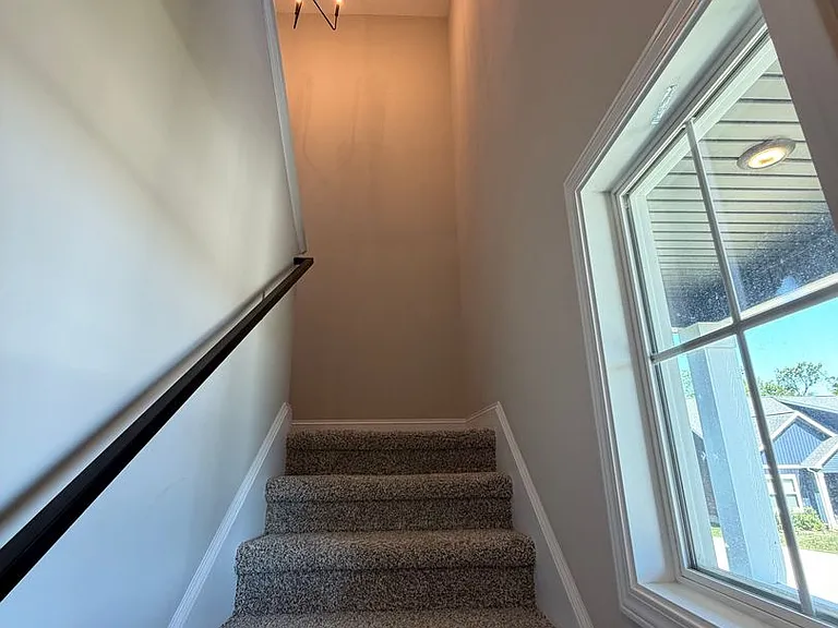 306 Mable Viola Ct — Photo 9