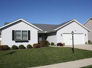 1201 White Horse Trl, Metamora, IL 61548