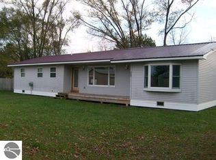 205 Arbor St, Kalkaska, MI 49646