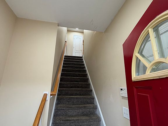 2nd image of 6424 Quarterbridge Ln