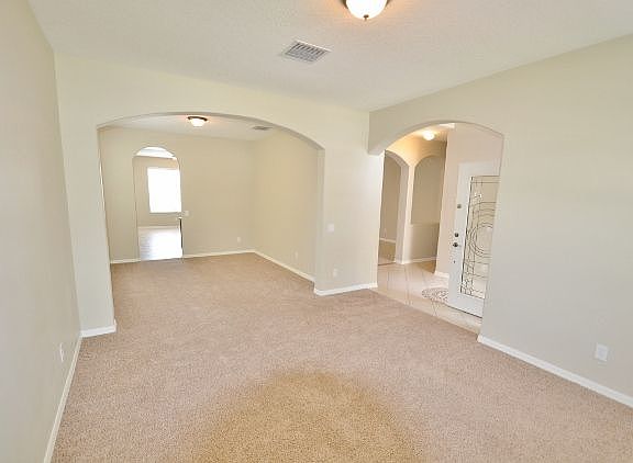3rd image of 3554 Beneraid St