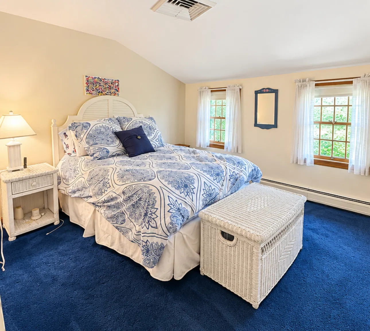 5 bed, 2835 sqft, $4,200 — Photo 4