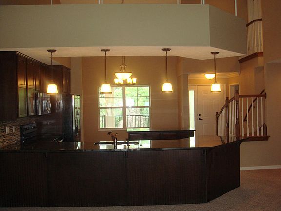 4th image of 200 Majestic Dr APT 410