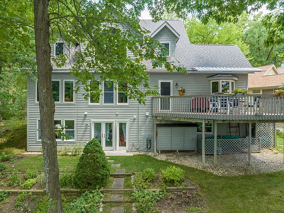 4th image of 8743 A St