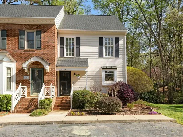 6750 Olde Province Ct, Raleigh, NC 27609