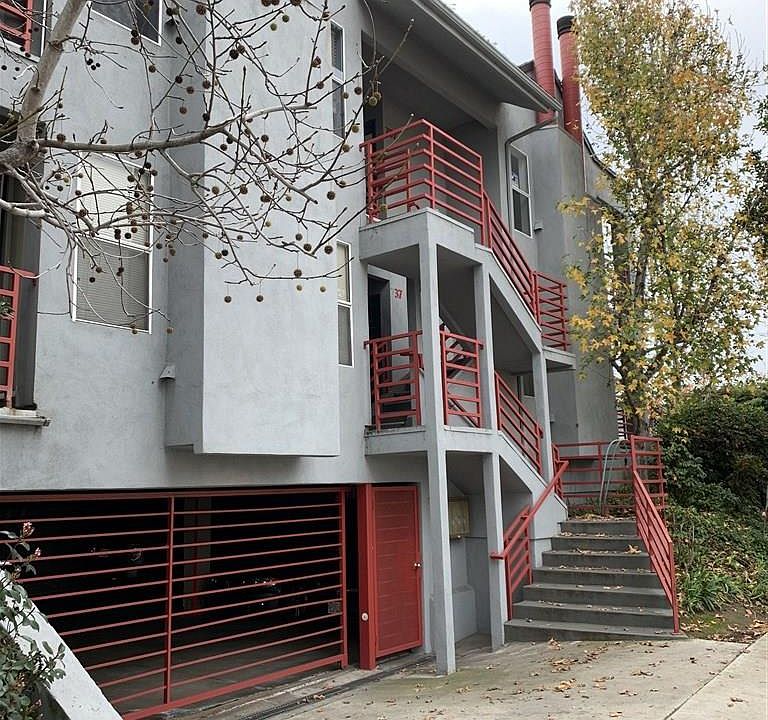 1st image of 757 W University Ave