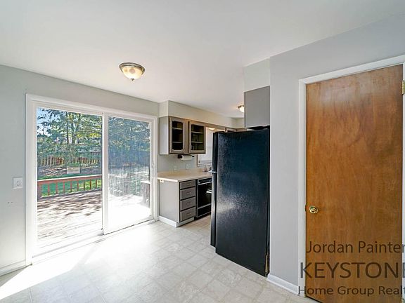 5th image of 5154 Mildred Ave SE