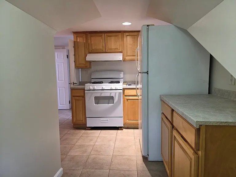509 Saint Pauls Ave #2 — Photo 2