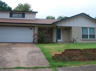 708 Willow St, Hurst, TX 76053