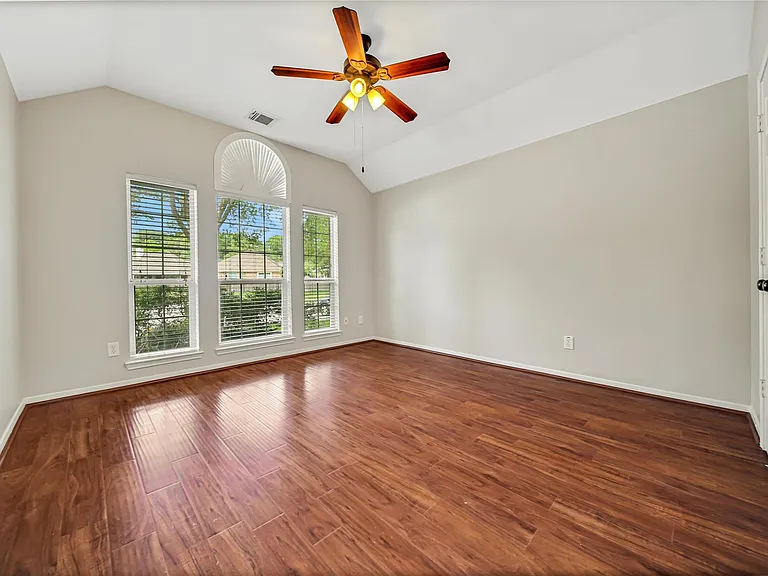 14526 Red Tailed Hawk Ln — Photo 32