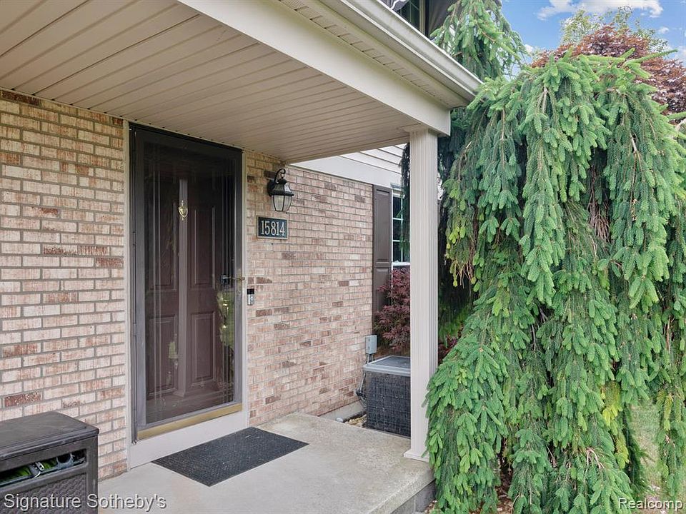 15814 Newport Dr, Clinton Township, MI 48038 Zillow