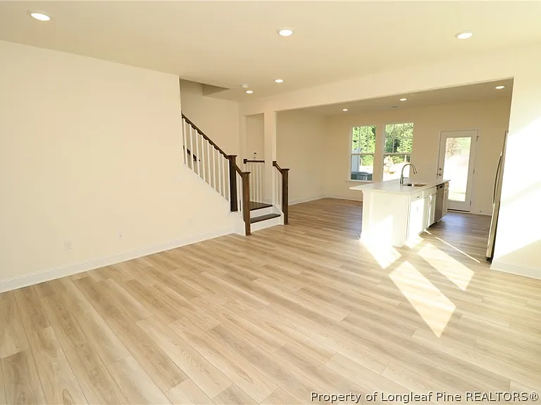 961 Kensley Grove Ln — Photo 4