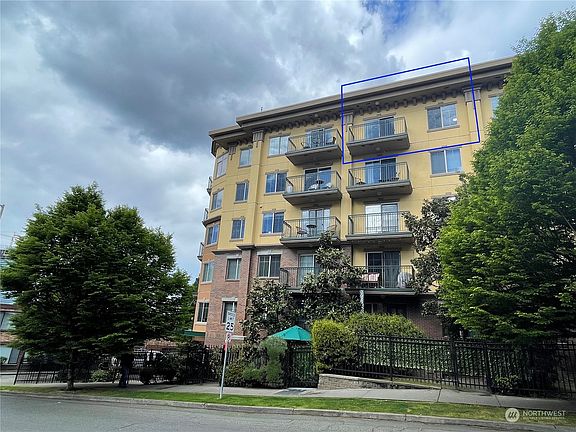 2nd image of 700 E Denny Way #PH6