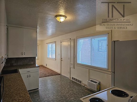 5th image of 1707 2nd St S APT 9
