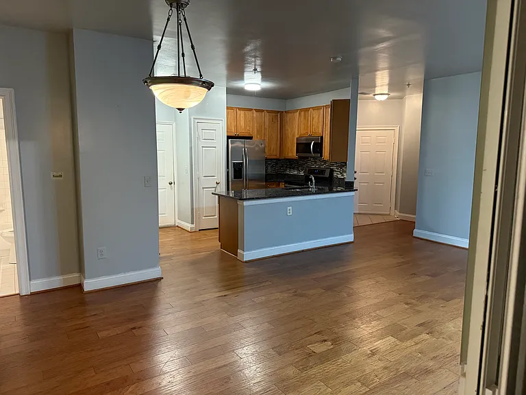 2712 Gresham Way #103 — Photo 22